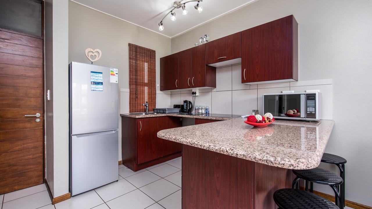 Jozistay @ Jackal Creek Apartments Roodepoort Exterior foto